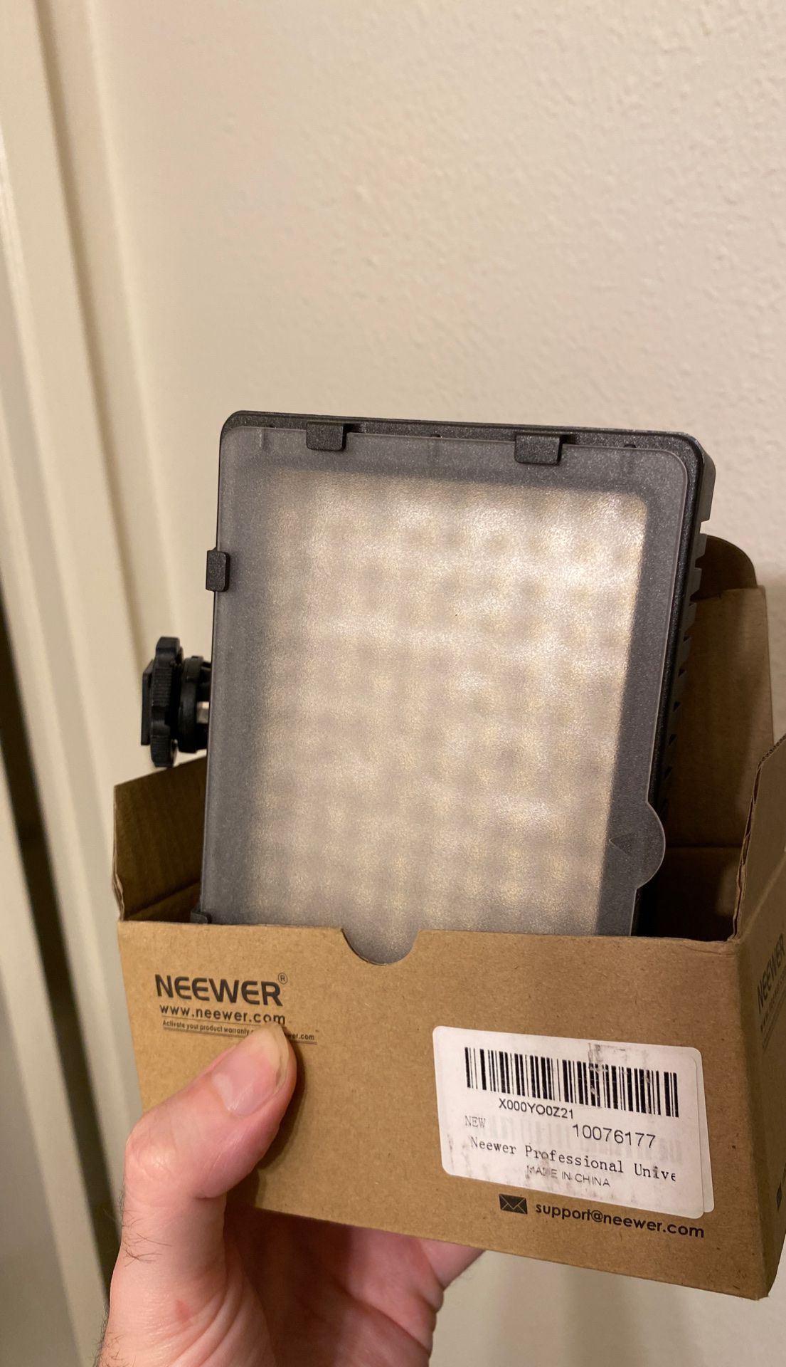 Neewer Camera Light (AA battery operated)