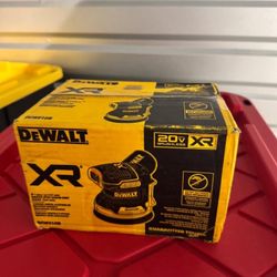 DEWALT 20V MAX XR Orbital Sander (TOOL ONLY)