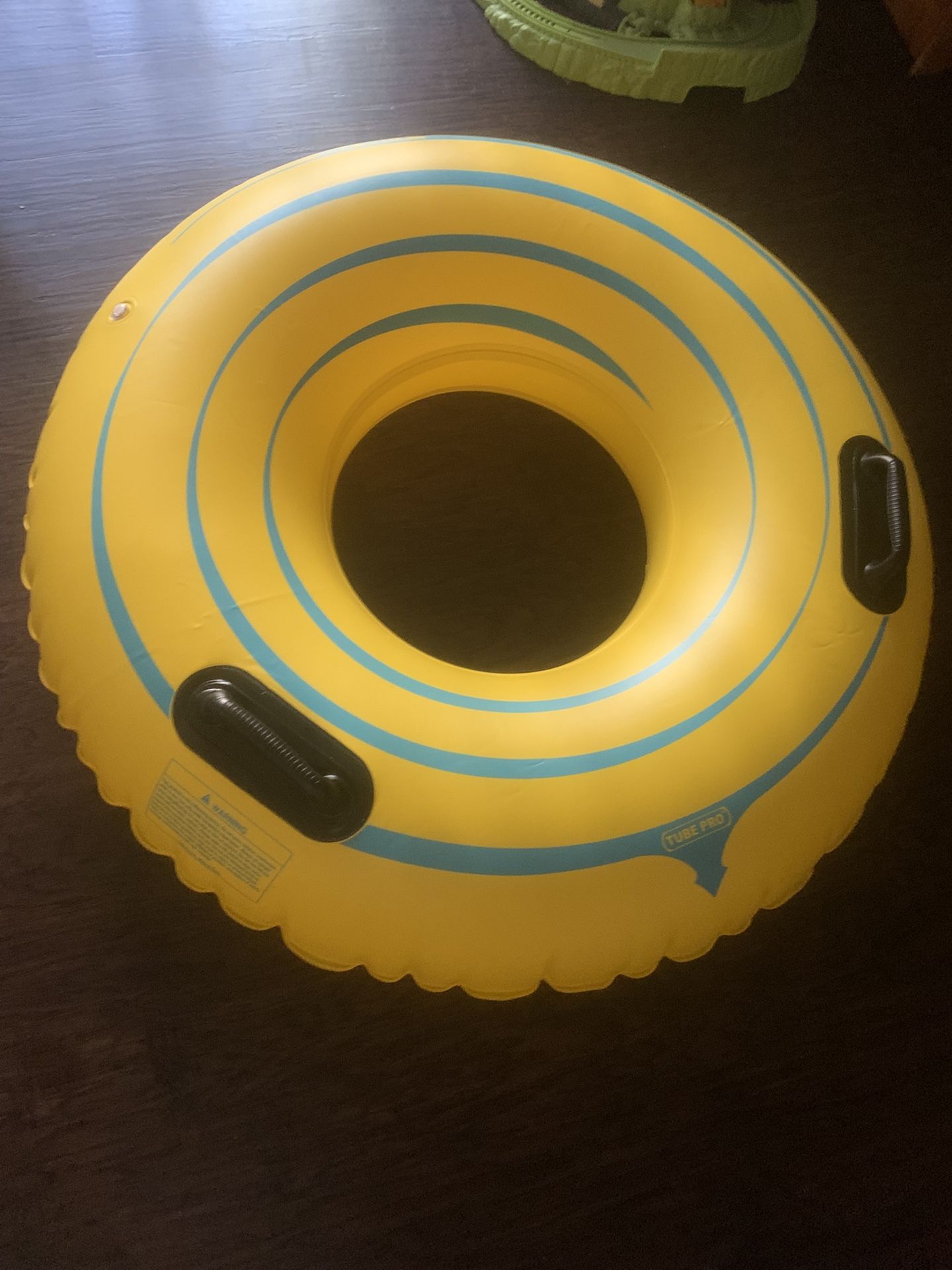 Pool tube