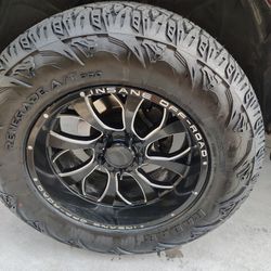 35x12.50R20 Goodyear Tires And Rims 