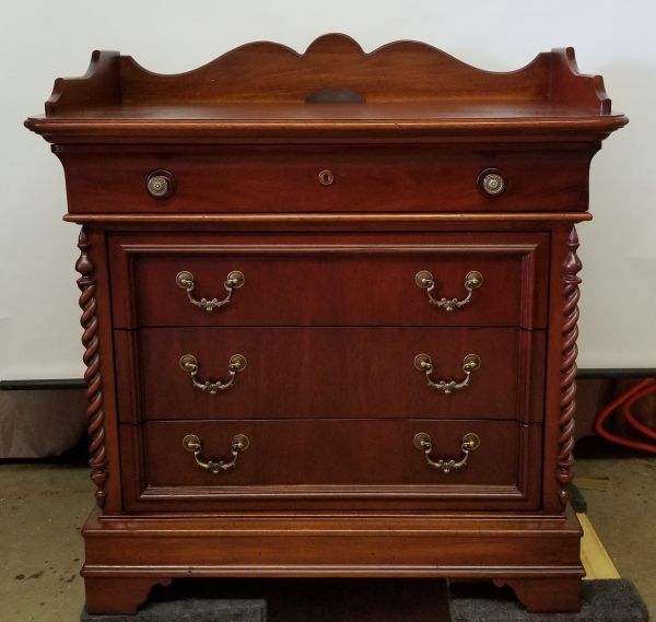 Lexington Vestiges Of The Past Night Chest Dresser 4 Drawer For Sale In Arlington Wa Offerup