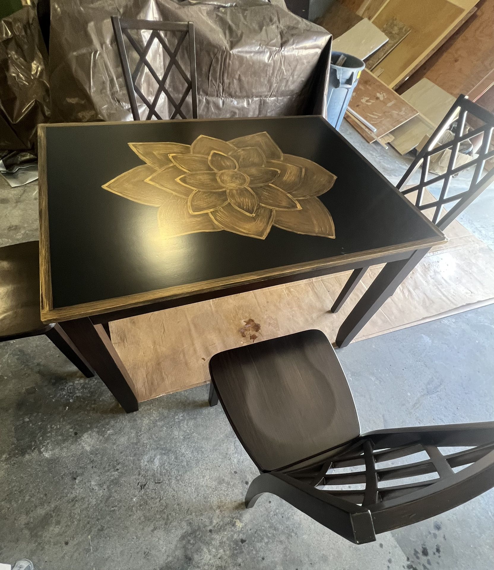 Table With 4 Chairs
