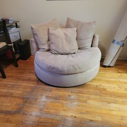 Single Sofa 