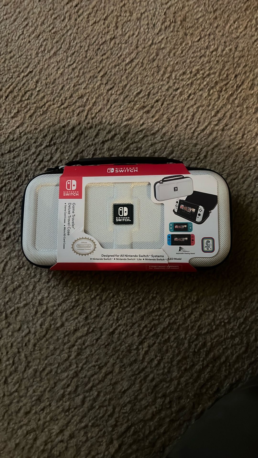 Nintendo Switch carrying case (new)