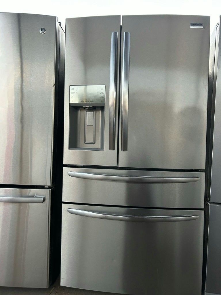 Capa city 28cuft Refri gerator Frid ge Fri gidaire All features