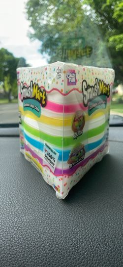 Giant cake squishy ! Viral so soft