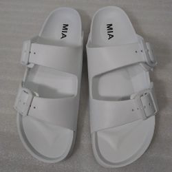 Women's slides. Size 9 sandals shoes. Brand new in box. Like Birkenstock 