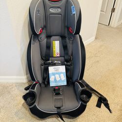 Graco 3-in-1 Car Seat 