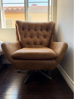 Pottery barn swivel chair