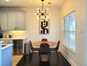 Selling all of my Airbnb furniture and items