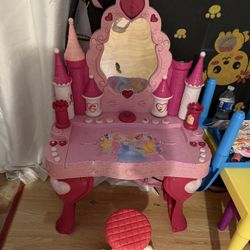 Princess Piano Vanity