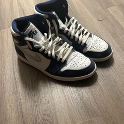 Jordan 1 Midnight Navy 