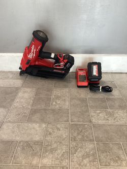 Milwaukee (2745-20) Framing Nailer W/2 Batteries And Charger