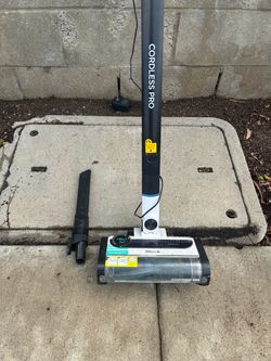 Shark Cordless Pro Stick Vacuum with PowerFins