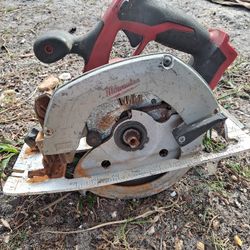 Milwaukee Circular Saw