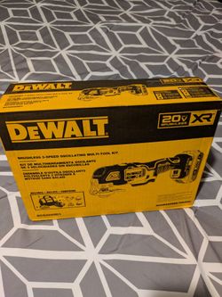 DeWALT 3-SPEED OSCILLATING MULTI-TOOL KIT