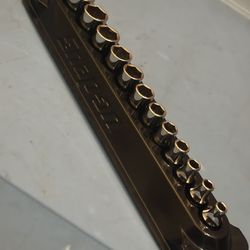 Snap-on Tools 12 pc 1/4" Drive 6-Point Metric Flank DriveR Shallow Socket Set (5-15 mm)