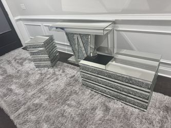 Crushed Diamond Console, Coffee Table, And Side Table Set