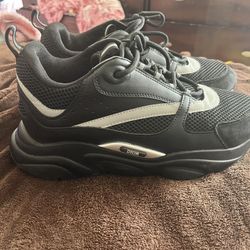 Dior B22 Size 42