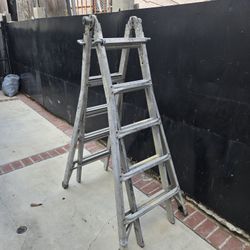 MULTI USE LADDER  
