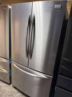 Frigidaire Refrigerator 