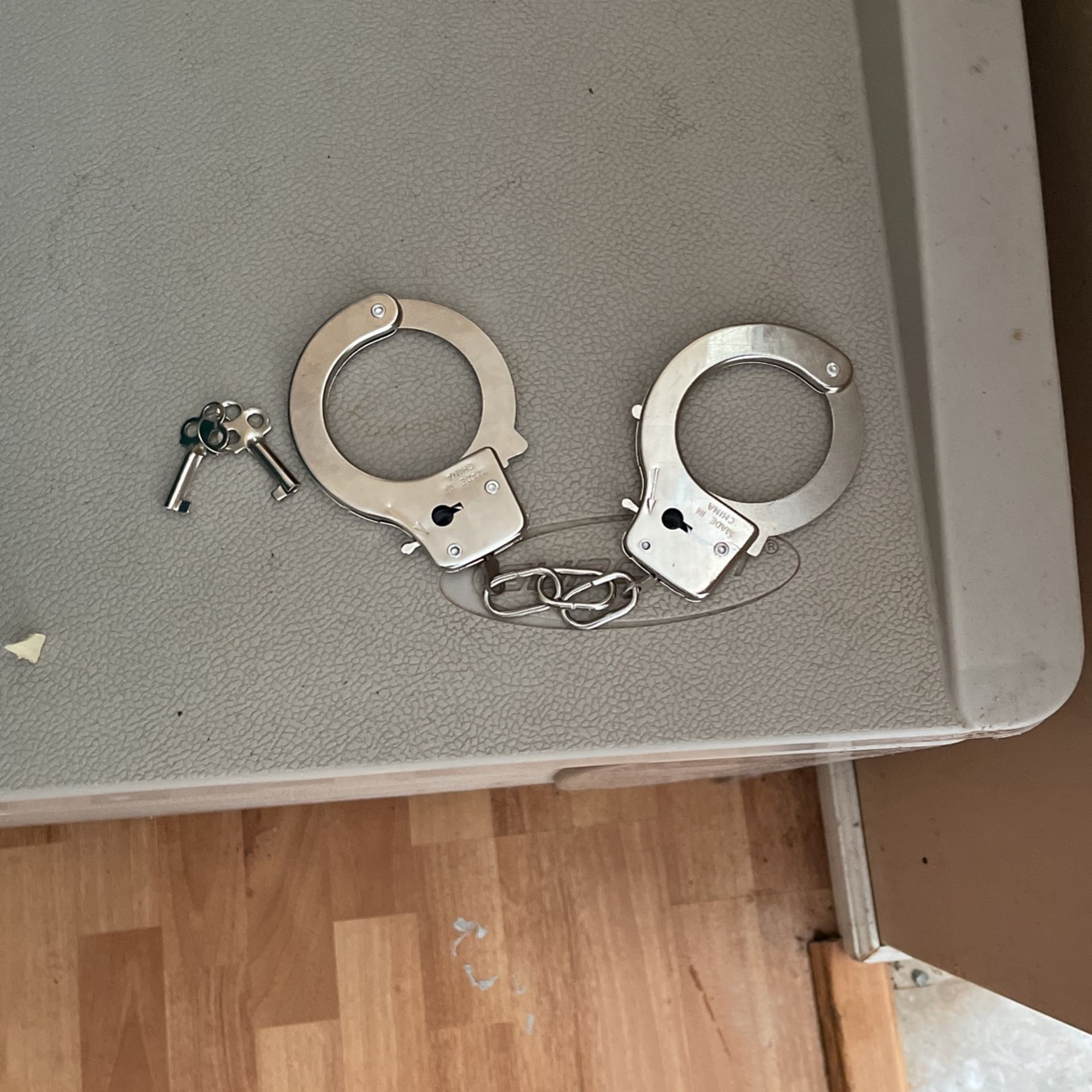 Kid Toy Handcuffs 