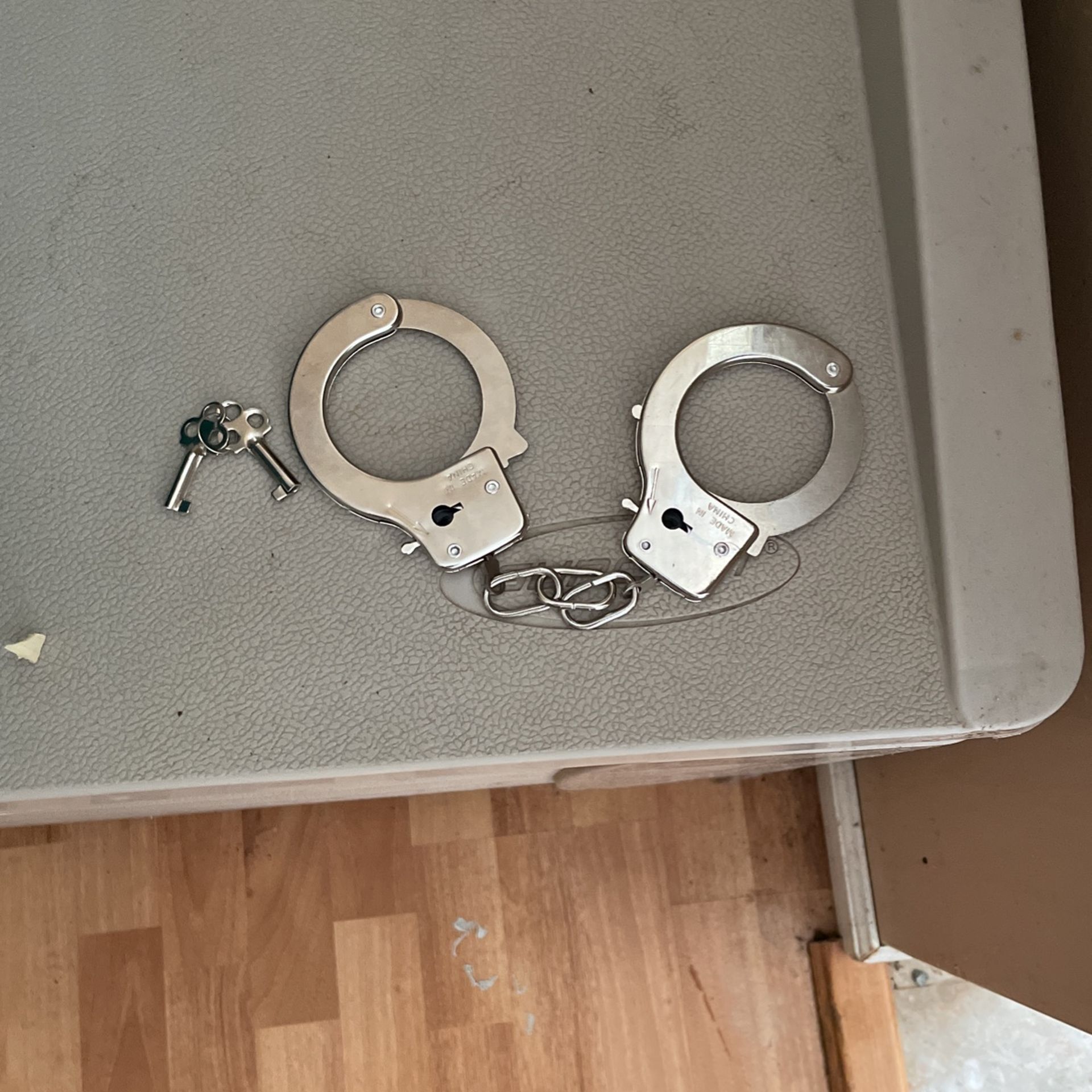 Kid Toy Handcuffs