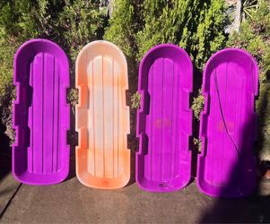 Set of 4 Plastic Snow Sleds