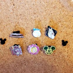 Lot Of Disney Trading Pins. Lot 131
