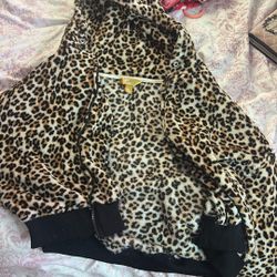Cropped Cheetah Print Jacket 