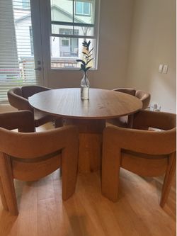 Comedor de 4 sillas