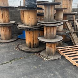 Wooden Spools 