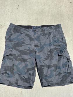 Vintage Fox racing camo cargo shorts size 38