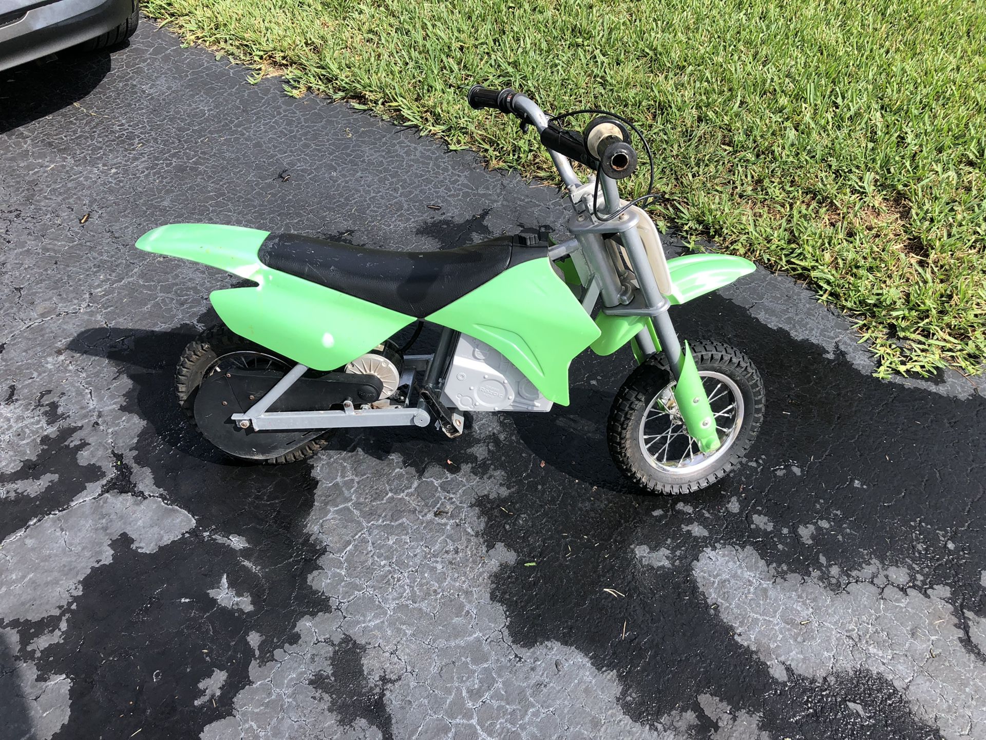 Razor Electric Dirt Bike motorcycle Scooter For Parts