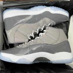 Jordan 11 Cool Grey 2021 - Size 11.5M, 6Y