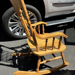 Wooden Rocking Chair 