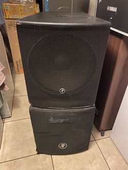 Mackie SRM1801 Professional Outdoor Subwoofer 