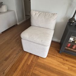Small Single Sofa With Rollers