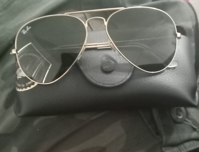 Ray Ban Aviator Sunglasses
