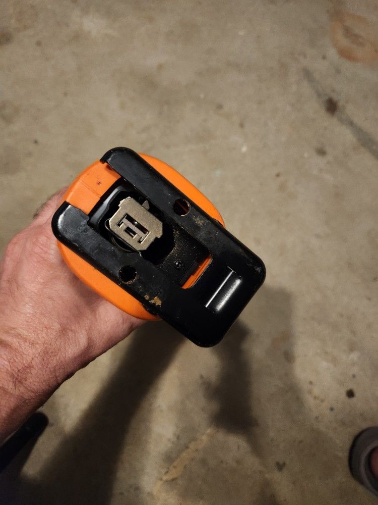 BLACK+DECKER 20V MAX* Cordless POWERCONNECT 7/8 in. Reciprocating Saw