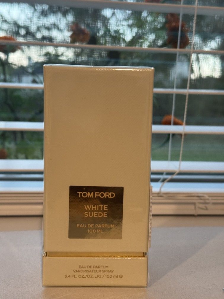 Tom Ford WHITE SUEDE – The Gift of Soft Luxury (Brand New, Sealed)