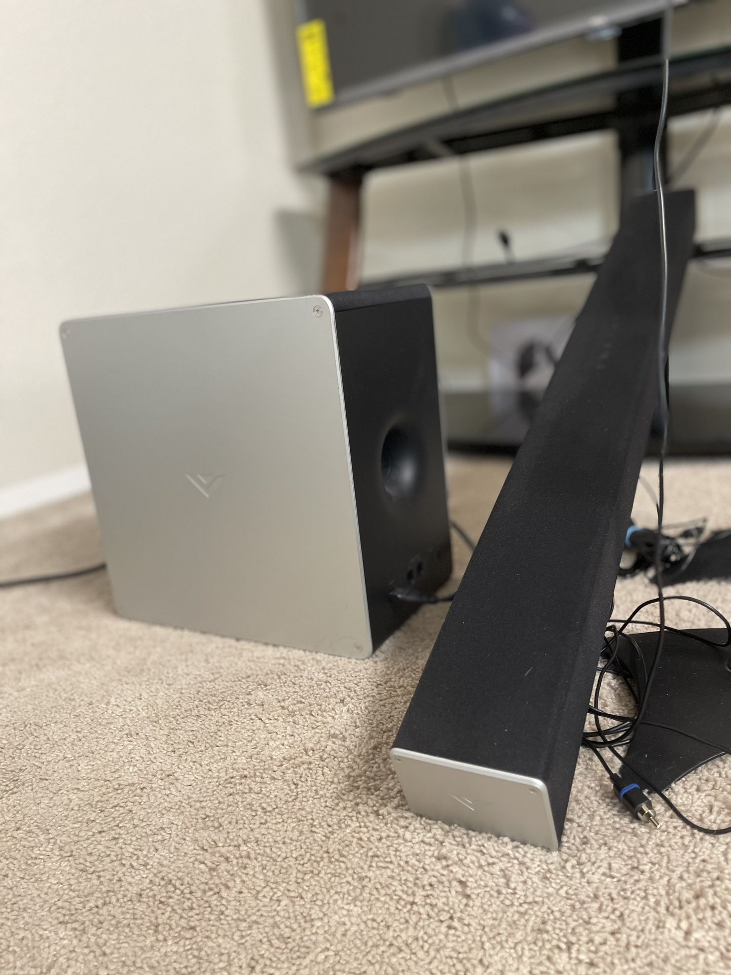 Vizio SB36512f6 Sound Bar 5.2 Channel for Sale in Bellevue, WA OfferUp