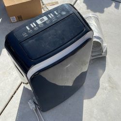 Portable AC Artic King $50