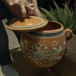 Por Ceramic Pot 