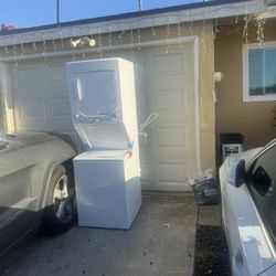 GE Laundry Center Gas Dryer