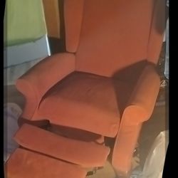 Nice High back Recliner 