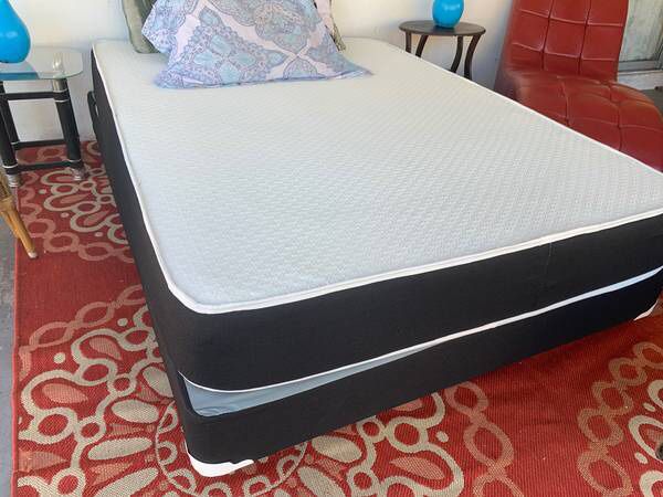 NEW QUEEN SIDE MATTRESS AND BOX SPRING ALL NEW /BED FRAMES ARE NOT INCLUDED