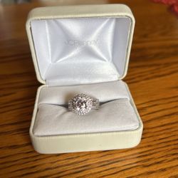 Women’s White Gold Size 5 Ring