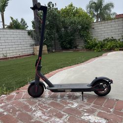 Electric scooter