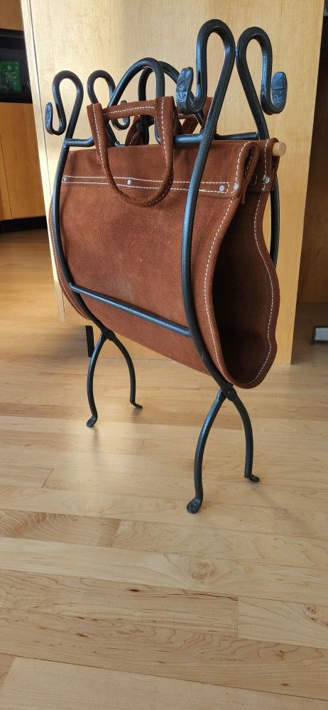 Folding Fireplace Wood Holder & leather Carrier